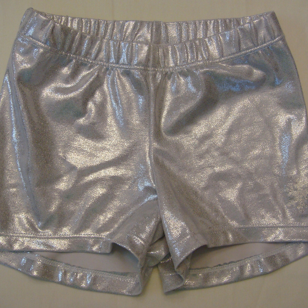 Snowflake Designs Mystique Shorts, Silver, Child L